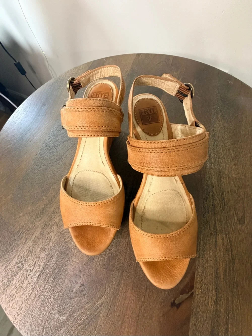 Frye Carlie Sling Wedge Sandels Size 6.5